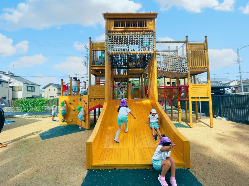 船場御坊幼稚園遊具
